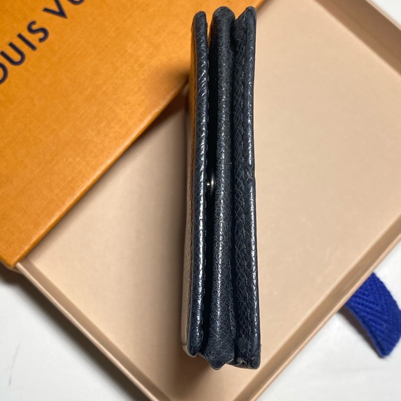 GENUINE LOUIS VUITTON Taiga Coin Case AUTHENTIC Made in France - Picture 10 of 14